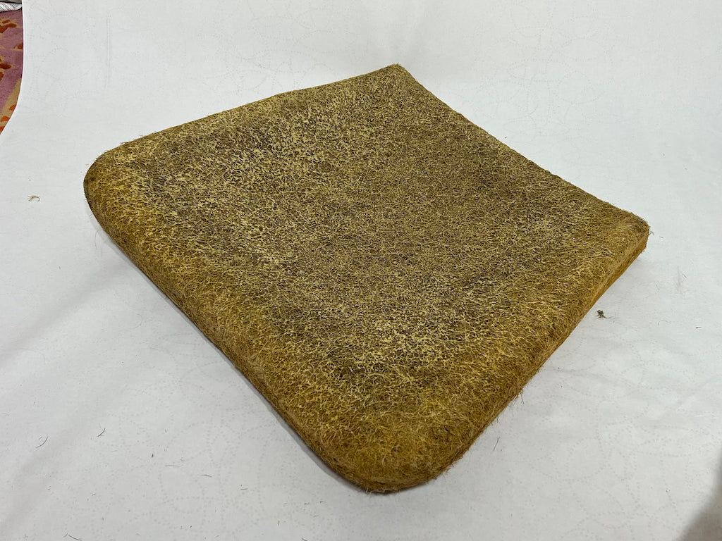 Mercedes Benz W123 A1239102950 Sitzauflage Gummihaar / Kokoshaar NEU Seat pads NEU