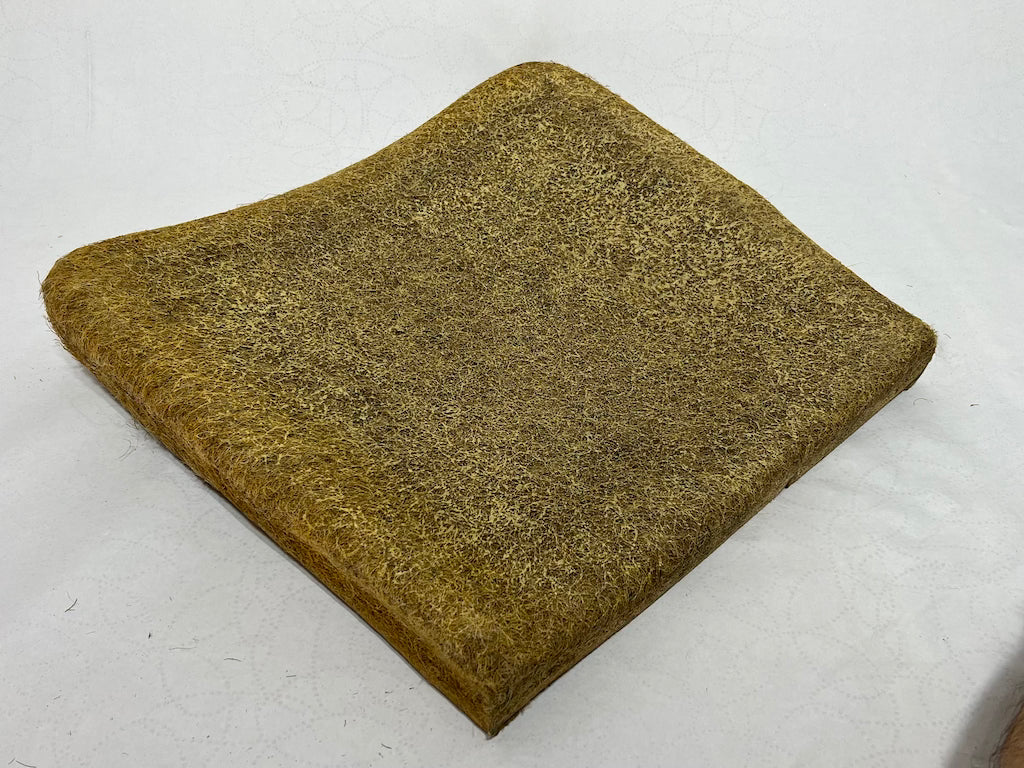 Mercedes Benz W123 A1239102950 Sitzauflage Gummihaar / Kokoshaar NEU Seat pads NEU